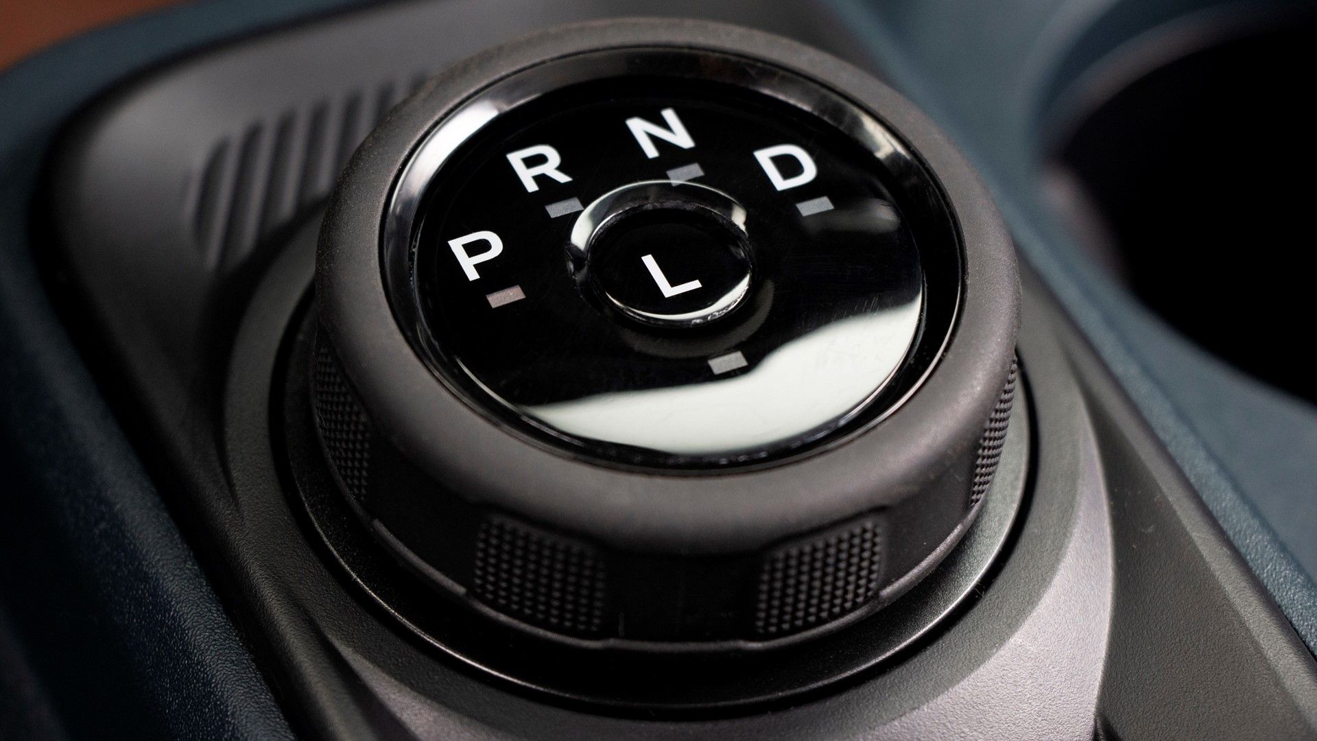 Freio de Estacionamento Elétrico